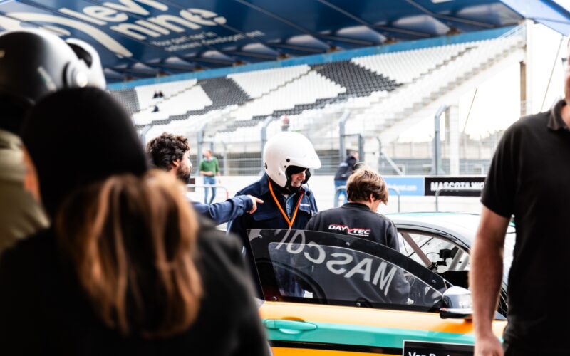 racing-days-mei-2026-qJf_ZHRU racing-days-mei-2026-qJf_ZHRU